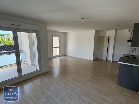   Location Appartement Appartement - 3 pi�ce(s) - 65 m�