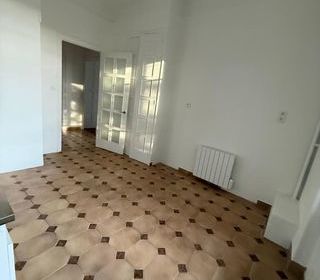 Appartement � louer 3 pi�ces 77 m�
