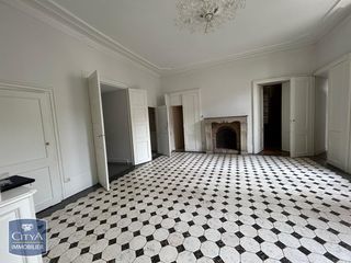  Appartement � louer 6 pi�ces 192 m�