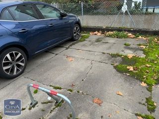  Parking / Garage � louer 