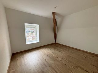  Appartement � louer 4 pi�ces 82 m�