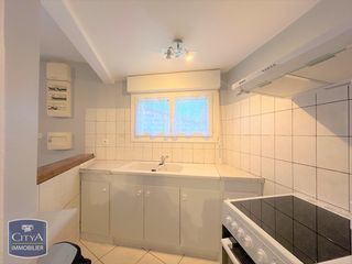  Maison � louer 2 pi�ces 66 m� Coutras