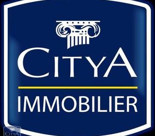  Parking / Garage � louer 