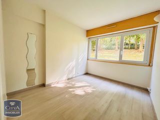  Appartement � louer 4 pi�ces 79 m�