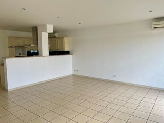  Appartement � louer 3 pi�ces 73 m�