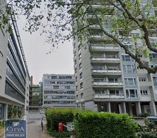  Parking / Garage � louer 