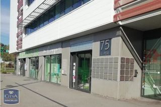  Parking / Garage � louer 