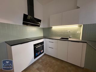  Appartement � louer 5 pi�ces 121 m�