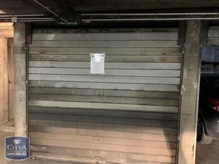  Parking / Garage � louer 