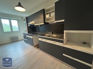  Appartement � louer 4 pi�ces 99 m�