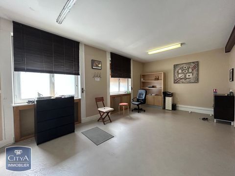&Agrave; LOUER : Local professionnel de type Bureau T3 situ&eacute;... 550 08200 Sedan
