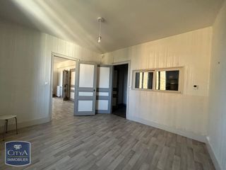  Appartement � louer 3 pi�ces 77 m�