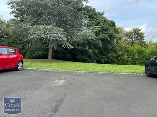  Parking / Garage � louer 