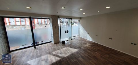 &Agrave; LOUER : Local commercial situ&eacute; &agrave; Saint-&Eacute;tienne, dan... 580 42000 Saint etienne