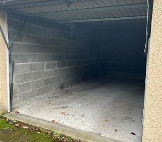  Parking / Garage � louer 