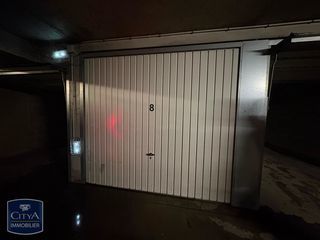  Parking / Garage � louer 