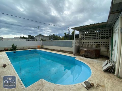   Location Maison Maison - 4 pi�ce(s) - 90 m�