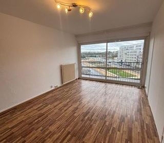  Appartement � louer 4 pi�ces 77 m�