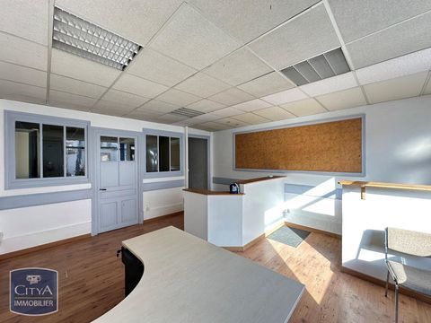 RUE RAMBUTEAU - MACON Local commercial situ&eacute; dans un ... 600 71000 Macon