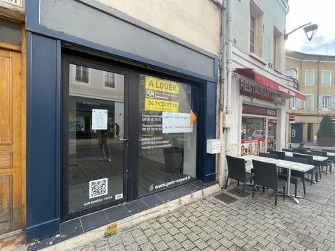 AUBENAS centre ville : Local sur 2 niveaux d'une surf... 750 07200 Aubenas
