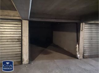  Parking / Garage � louer 