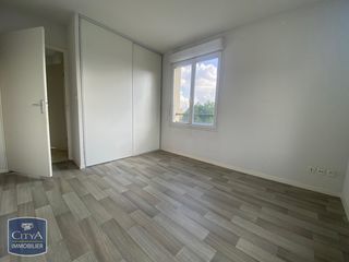  Appartement � louer 4 pi�ces 77 m�