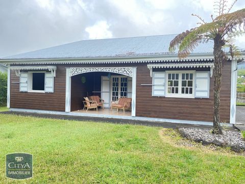   Location Maison Maison - 4 pi�ce(s) - 130 m�