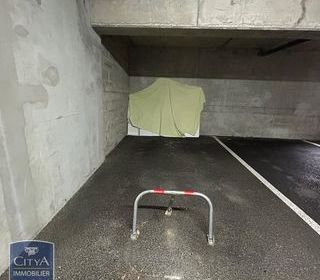 Parking / Garage � louer 