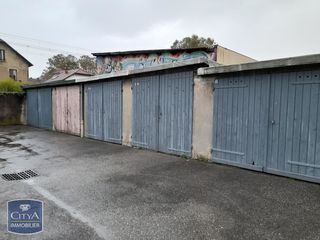  Parking / Garage � louer 