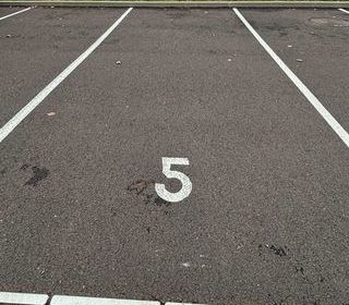  Parking / Garage � louer 