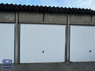  Parking / Garage � louer 