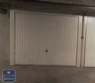  Parking / Garage � louer 
