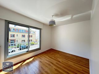  Appartement � louer 3 pi�ces 79 m�