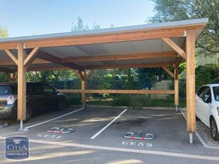  Parking / Garage � louer 