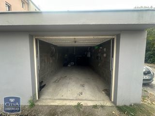  Parking / Garage � louer 