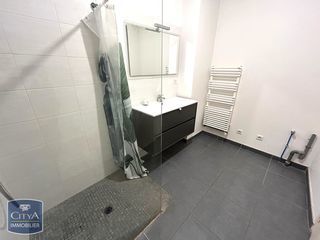  Appartement � louer 2 pi�ces 64 m�