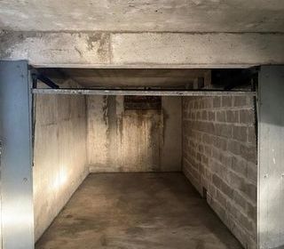  Parking / Garage � louer 