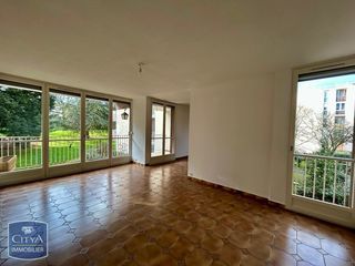  Appartement � louer 3 pi�ces 77 m�