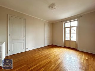  Appartement � louer 5 pi�ces 129 m�