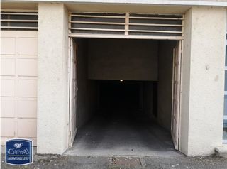  Parking / Garage � louer 