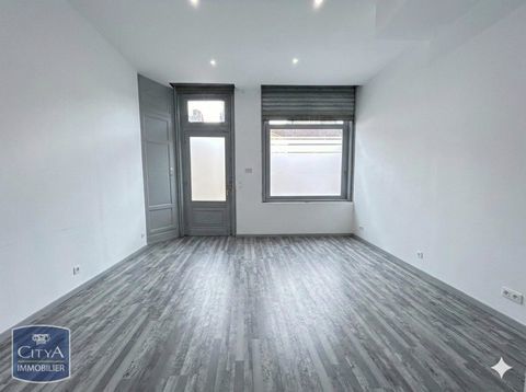 &Agrave; LOUER : Local professionnel situ&eacute; &agrave; Douai, dans le ... 525 59500 Douai