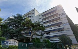  Parking / Garage � louer 