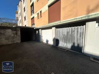  Parking / Garage � louer 15 m�