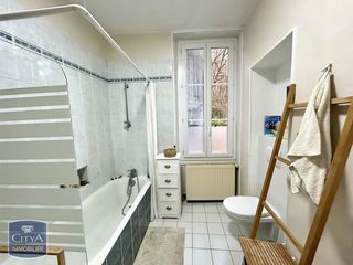  Appartement � louer 4 pi�ces 105 m�