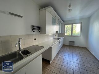  Appartement � louer 3 pi�ces 79 m�