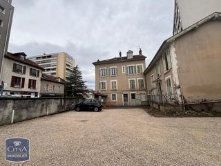  Parking / Garage � louer 