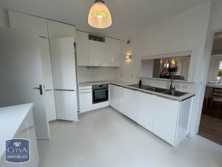  Appartement � louer 4 pi�ces 109 m�