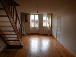  Maison � louer 4 pi�ces 107 m� Macon