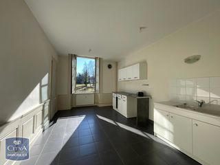  Appartement � louer 3 pi�ces 103 m�