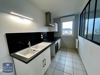  Appartement � louer 4 pi�ces 79 m�